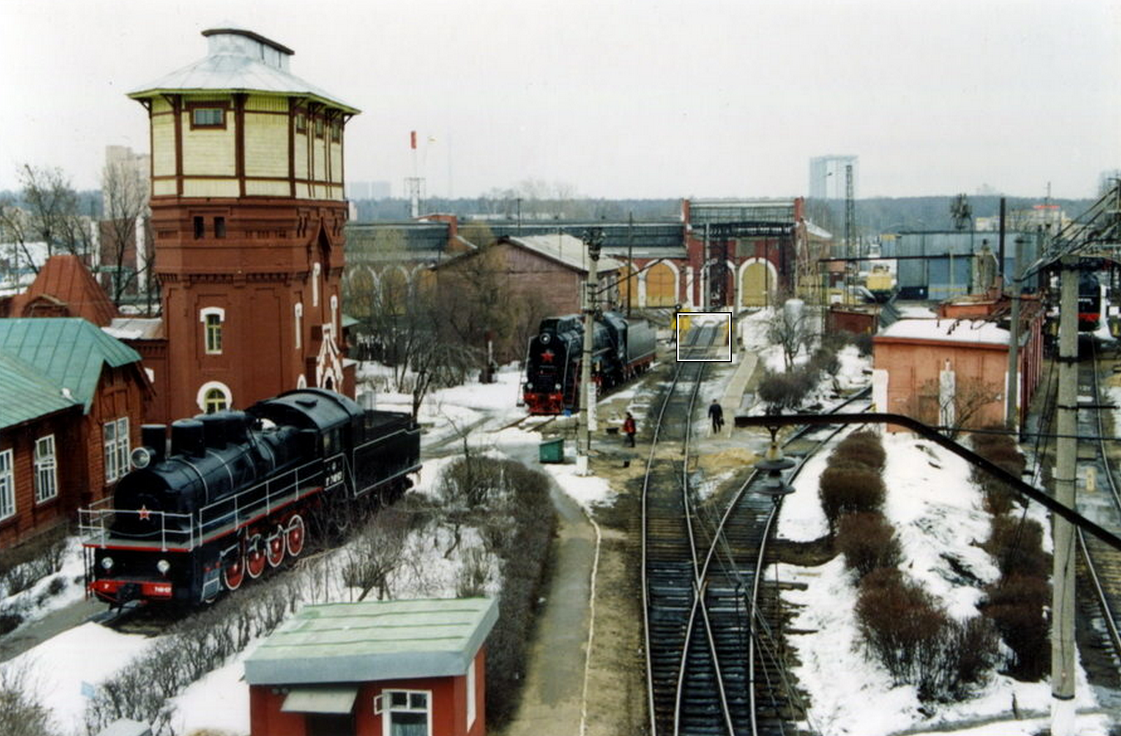 Станция Подмосковная. 2000г