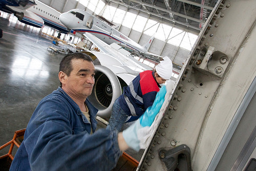 Работа Внуковского авиаремонтного завода ВАРЗ-400